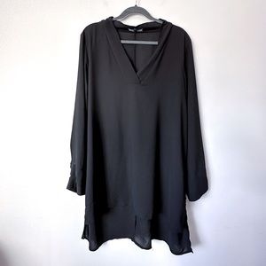 Eloquii Black V-Neck Tunic Blouse with Button Sleeve Detail